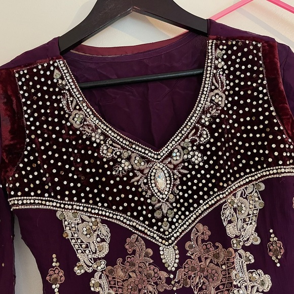 Purple wedding formal wear pakistani salwar kameez small - Picture 4 of 6